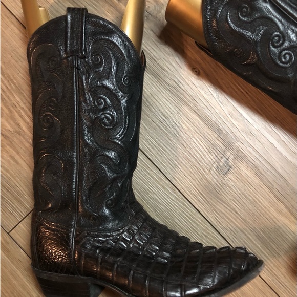 TONY LAMA MEN'S BLACK BELLY ANTIQUE SIGNATURE SERIES™ CAIMAN WESTERN BOOTS - Picture 6 of 12
